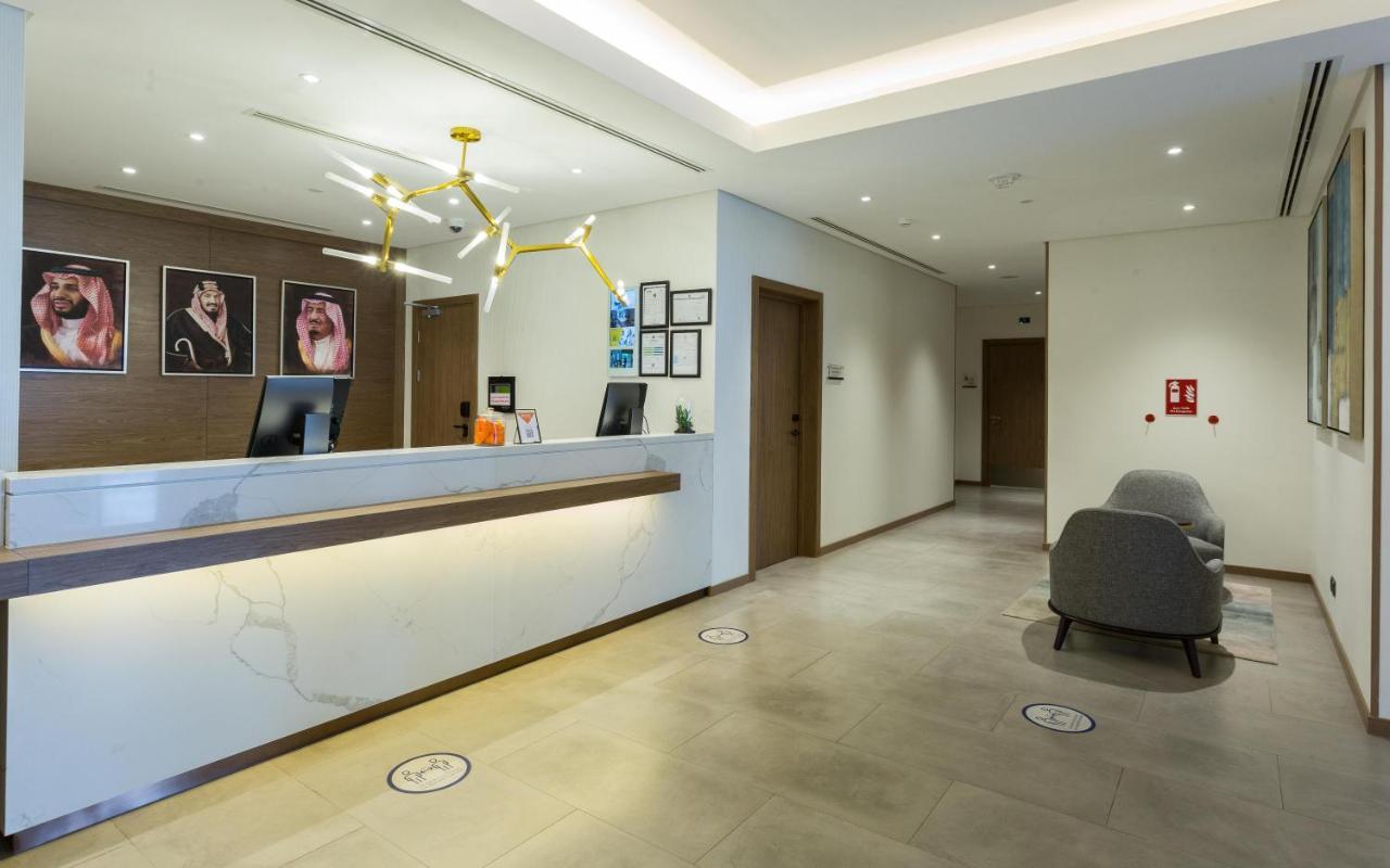 Comfort Hotel Jeddah King Road Exterior foto