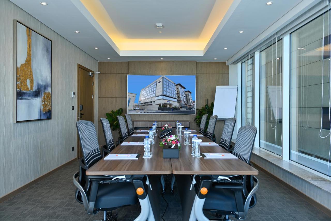 Comfort Hotel Jeddah King Road Exterior foto